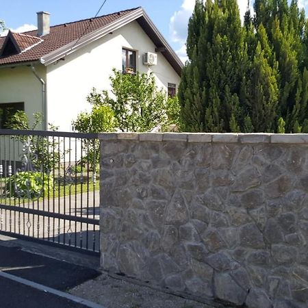 Apartman "Em" Bihać 外观 照片