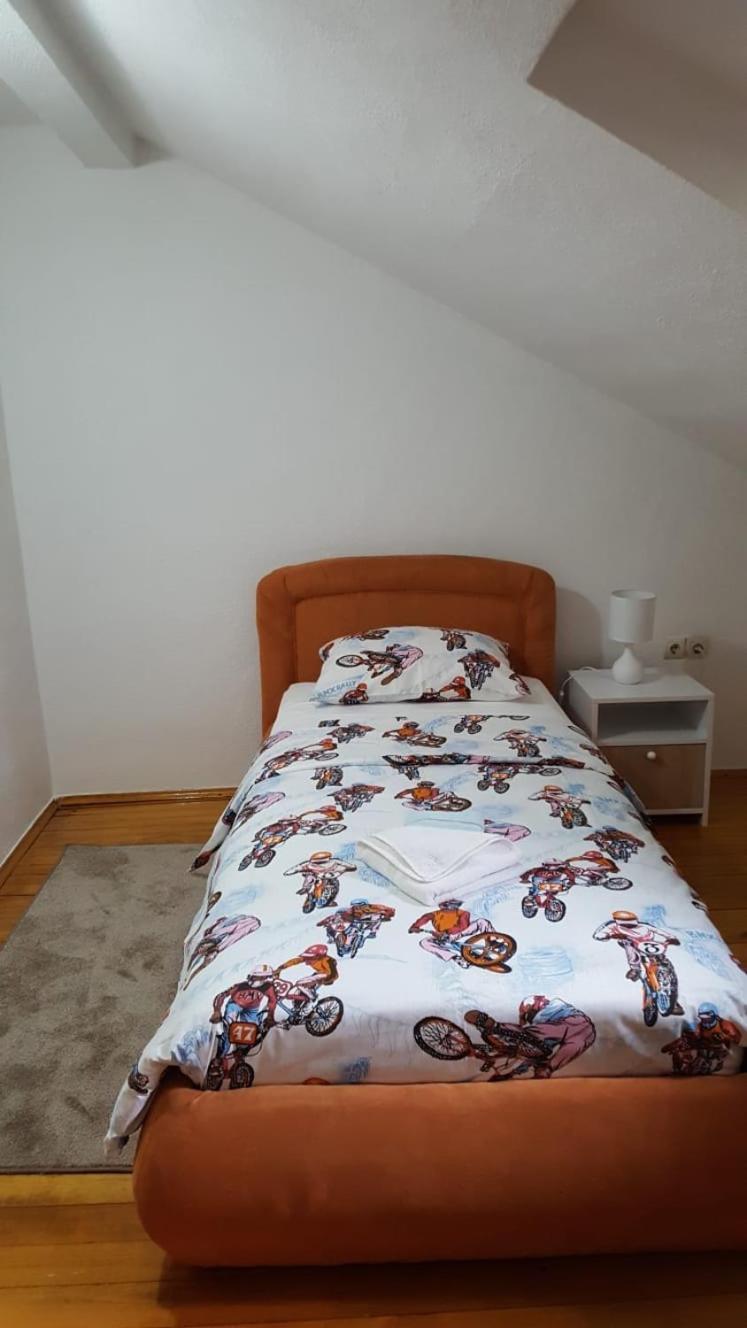 Apartman "Em" Bihać 外观 照片